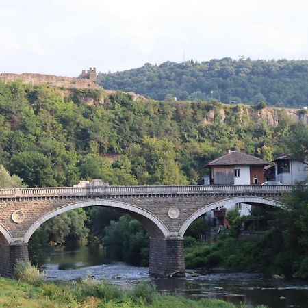 Tsarevets Apartament-Veliko Tarnovo Luaran gambar
